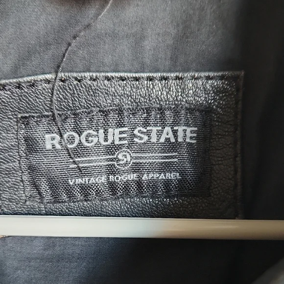 Rogue State Men's Distressed Black Leather Jacket Large - Picture 2 of 16